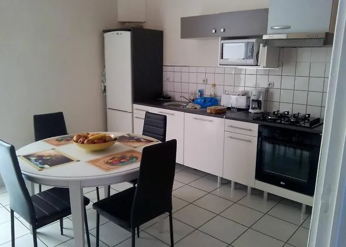 Villa Charmante Maison A Berck: Jardin, Veranda, 2 Chambres, Terrasse, Proche - Fr-1-674-23
