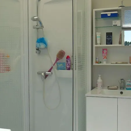 Charmante Maison A Berck: Jardin, Veranda, 2 Chambres, Terrasse, Proche - Fr-1-674-23 Villa